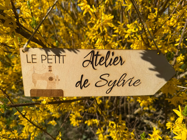 Sewing workshop sign