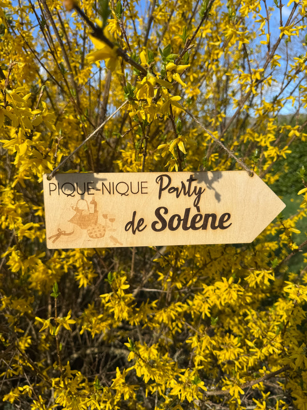 Picnic sign